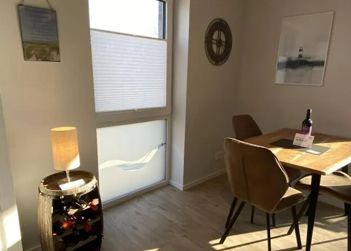Near The North Sea Modern Retreat *