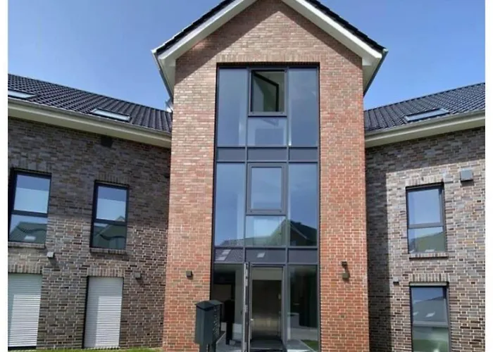 Near The North Sea Modern Retreat 度假居 *